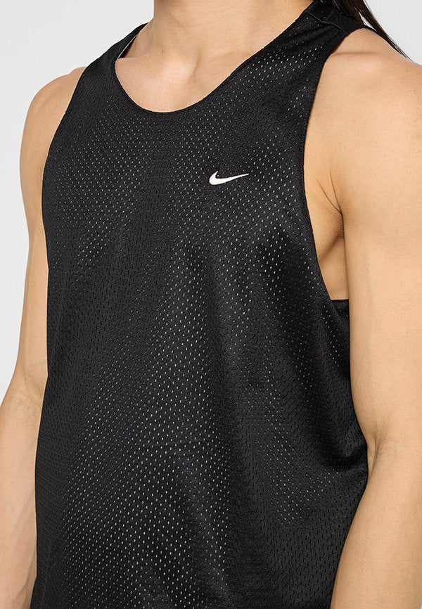 Nike Performance