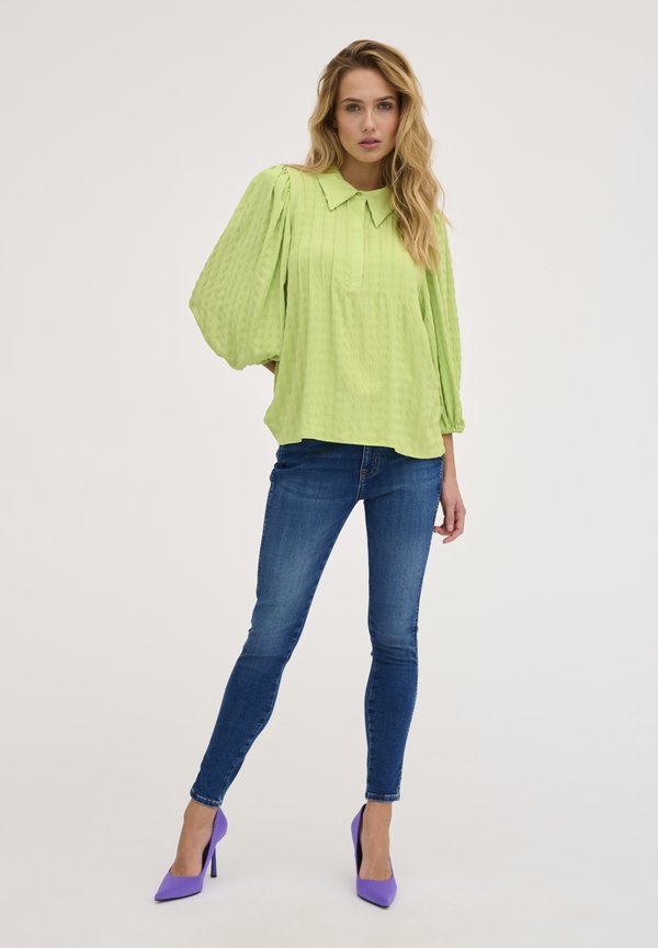 My Essential Wardrobe CELINAMW 148 HIGH SLIT Y