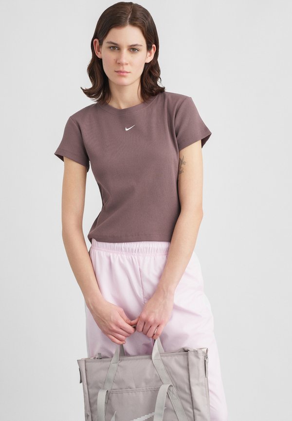Nike Sportswear TEE - Basic T-shirt - tattoo