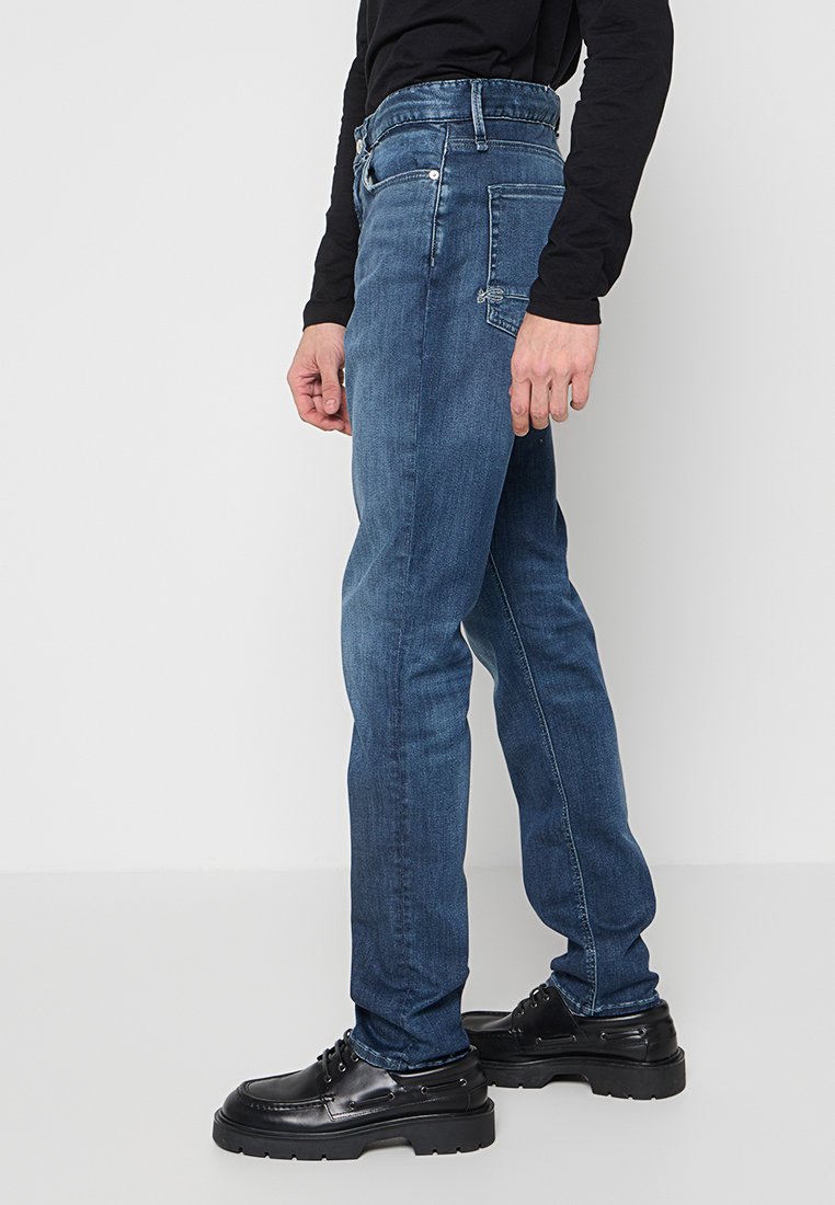 Denham RAZOR