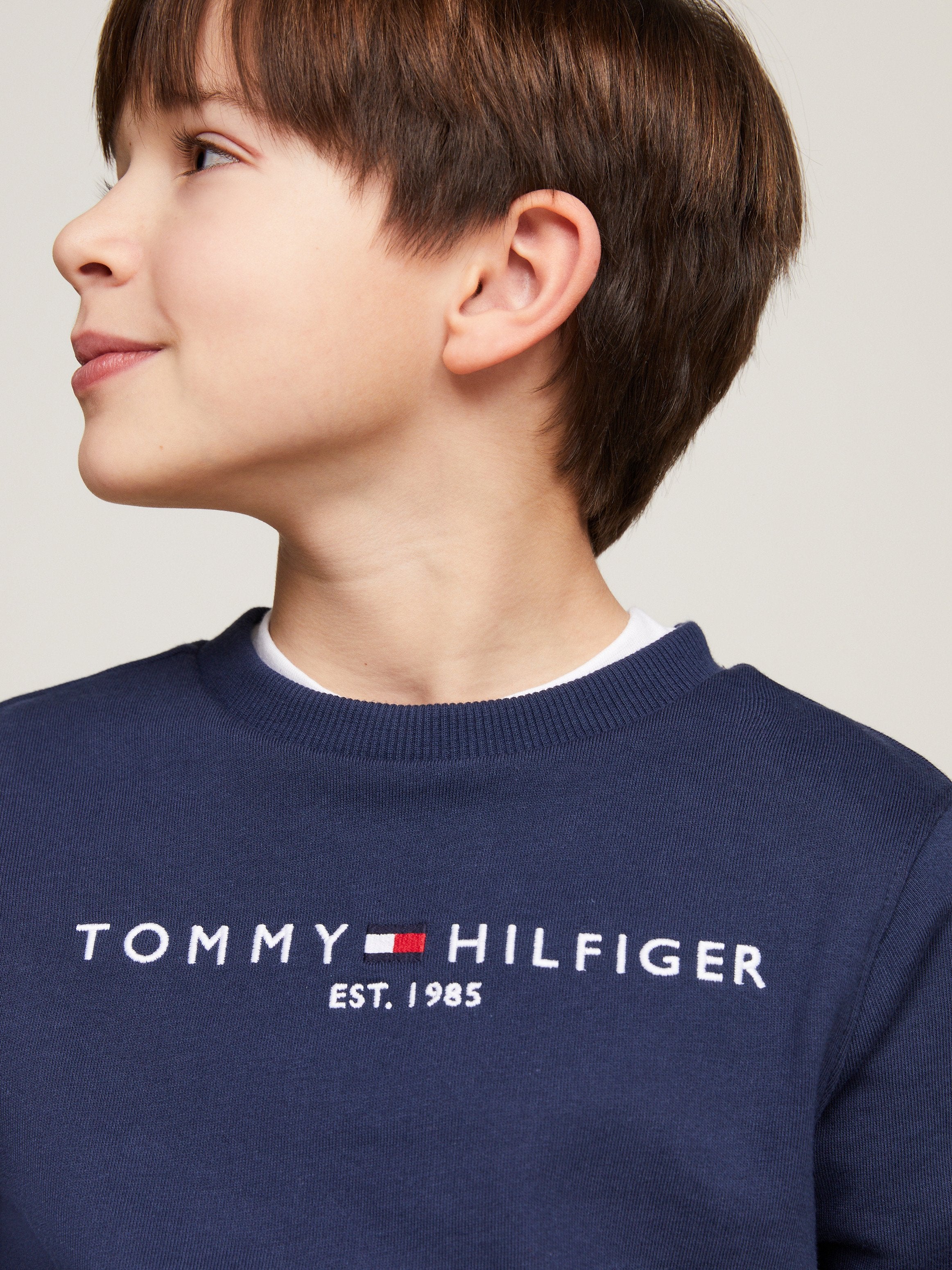 ESSENTIAL UNISEX Media 5
