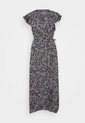 Schwarzes Maxi-Kleid aus leichtem Stoff mit kurzen, schwingenden Ärmeln, das mit bunten kleinen Blumen verziert ist und einen Taillengürtel für eine anpassbare Passform hat.