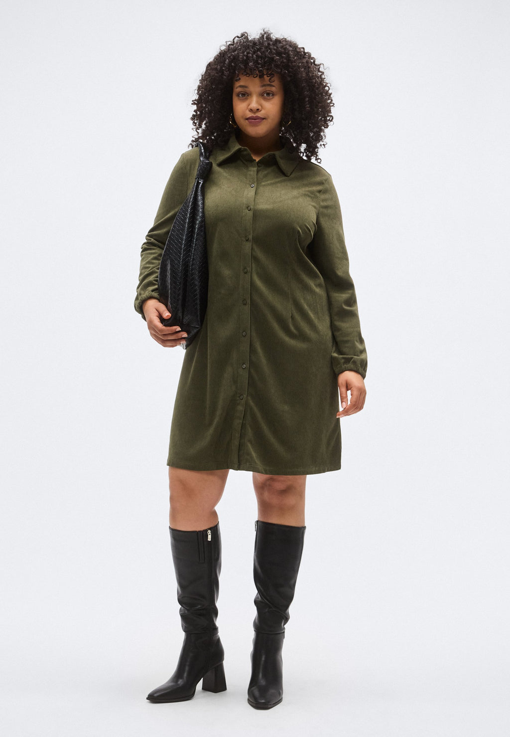 CARMAKINTA HOMA SHIRT KNEE DRESS Media 2