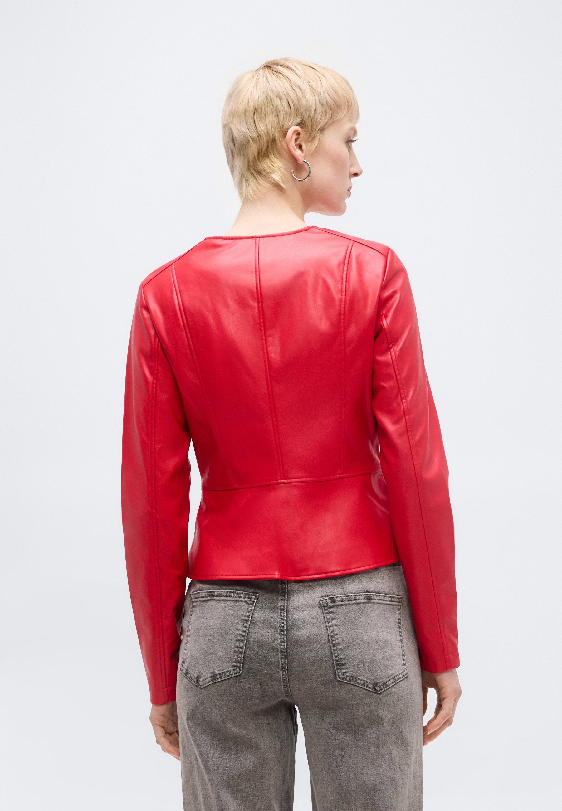 ONLSARAMY JACKET Media 4