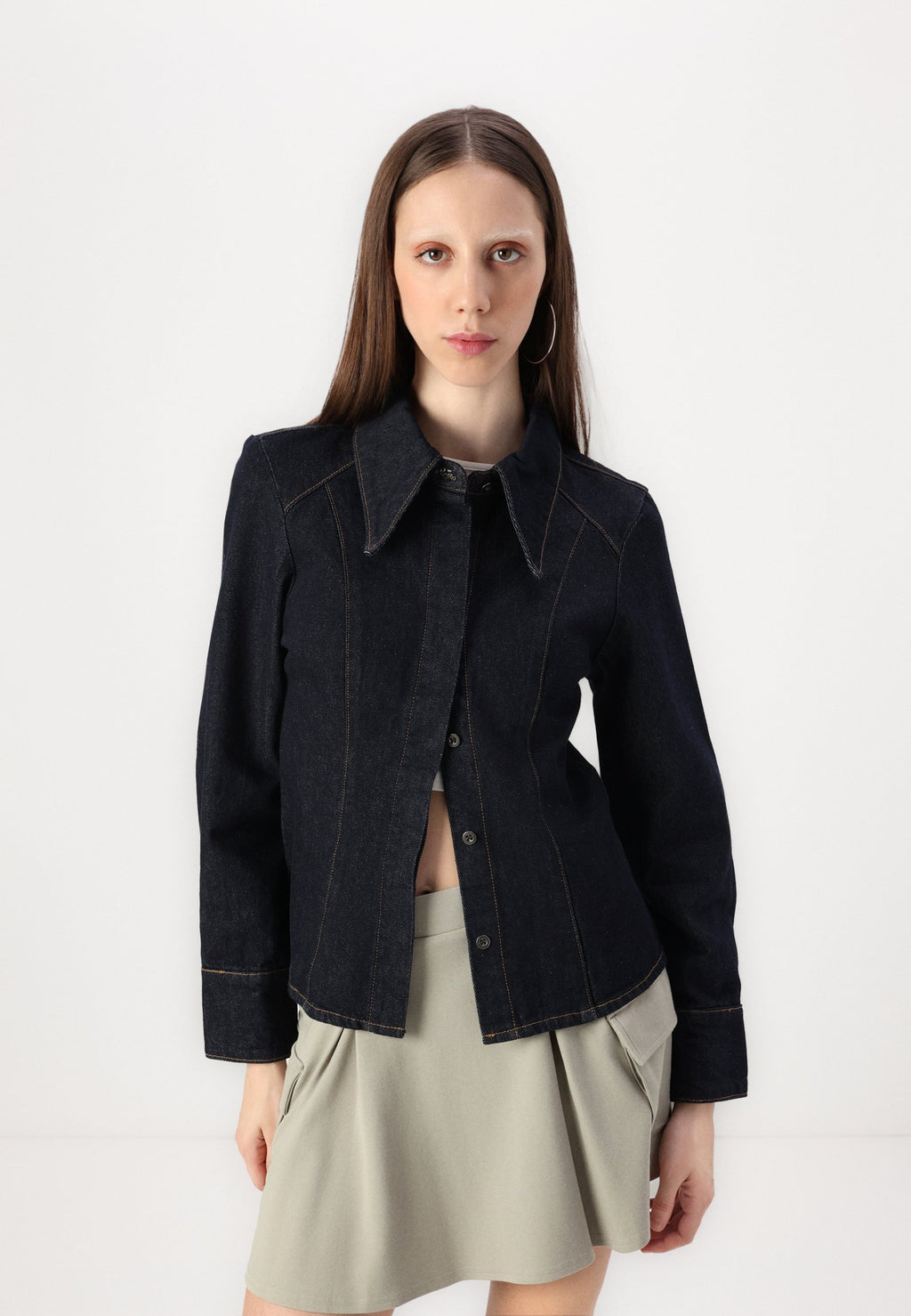 ONLGEMMA FITTED RINSE SHIRT Media 5