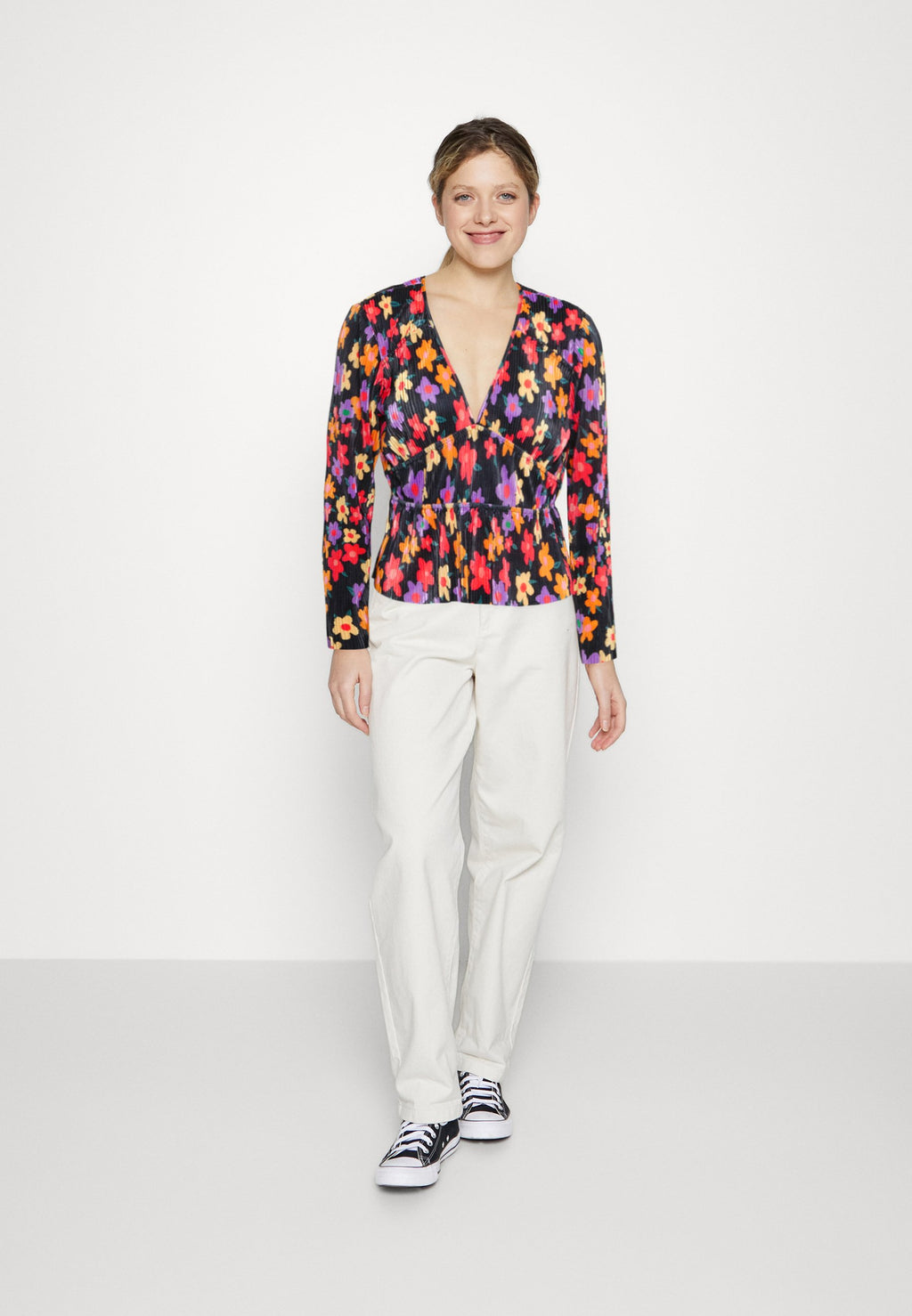 ONLY ONLCLAUDIA V NECK