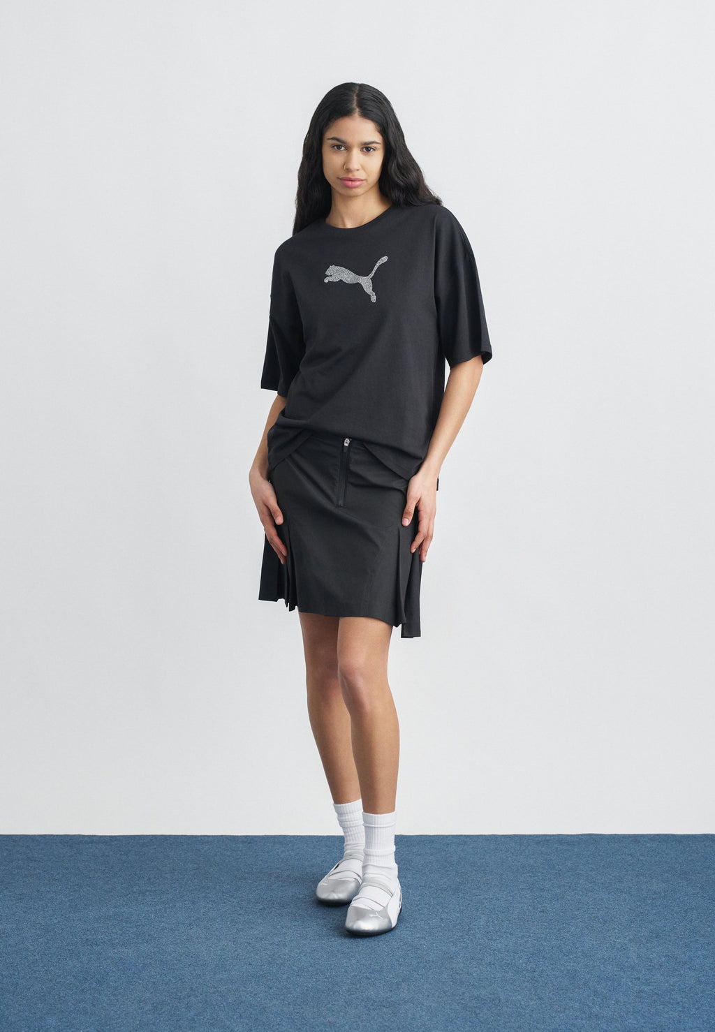 Puma ESS GRAPHICS LEO LUXE BEDAZZLED TEE