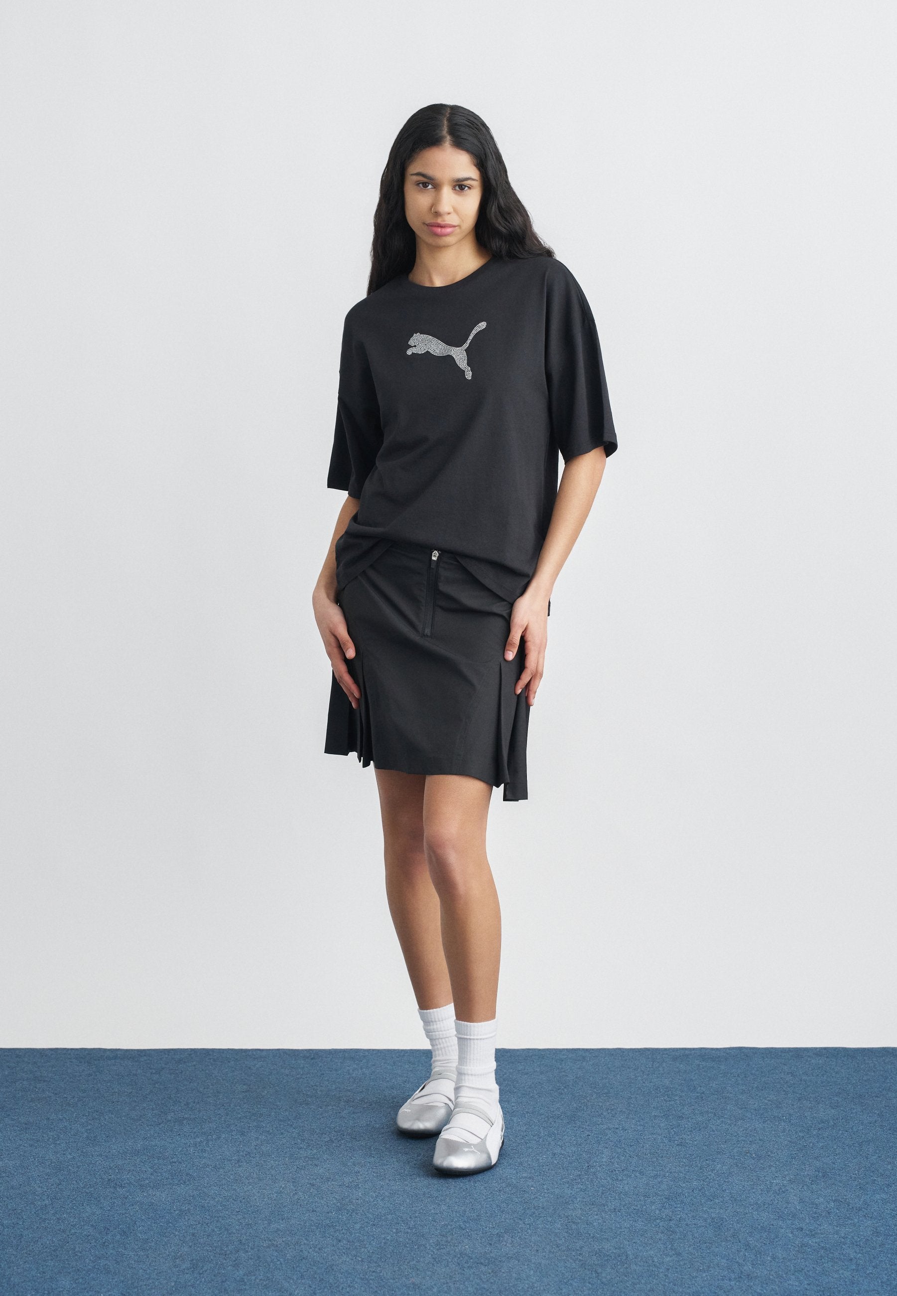 Puma ESS GRAPHICS LEO LUXE BEDAZZLED TEE