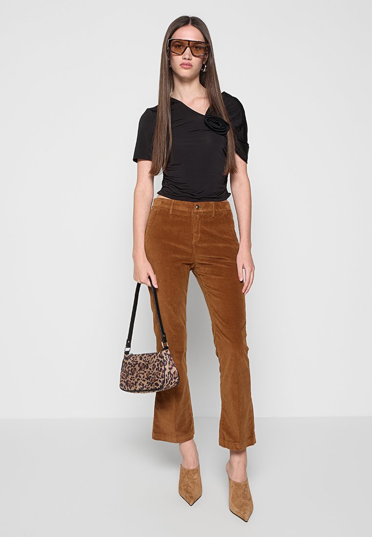 LIU JO REGULAR FIT