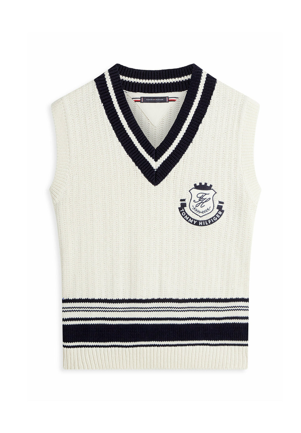  CREST APPLIQUÉ V-NECK  Media 1