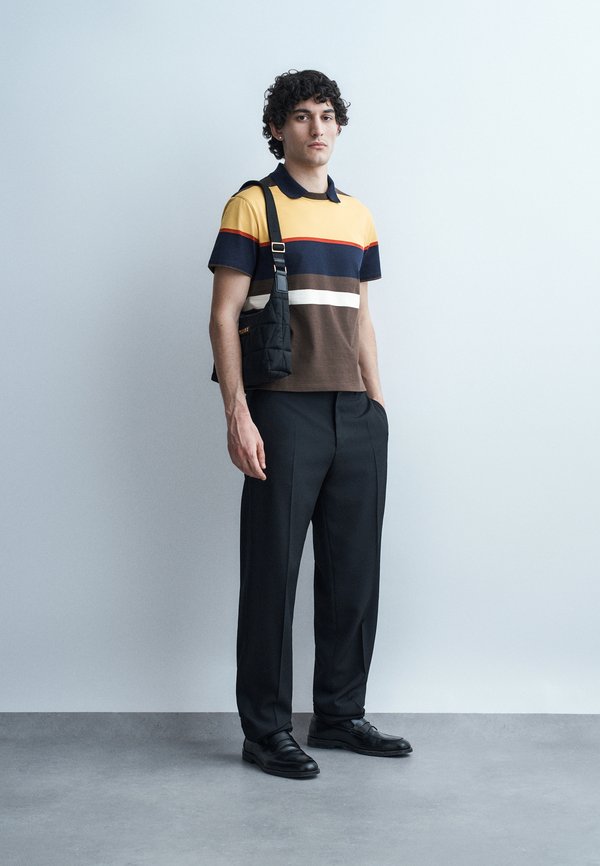 Versace STRIPED LOGO