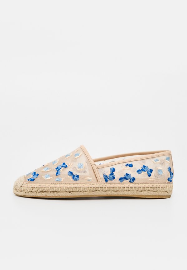 Stuart Weitzman BAREITALL