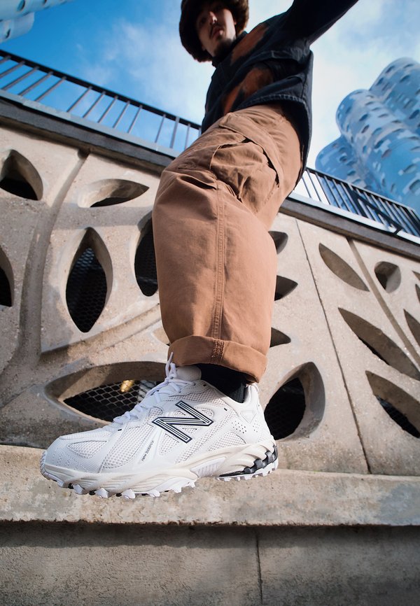New Balance 610 UNISEX - Trainers - white