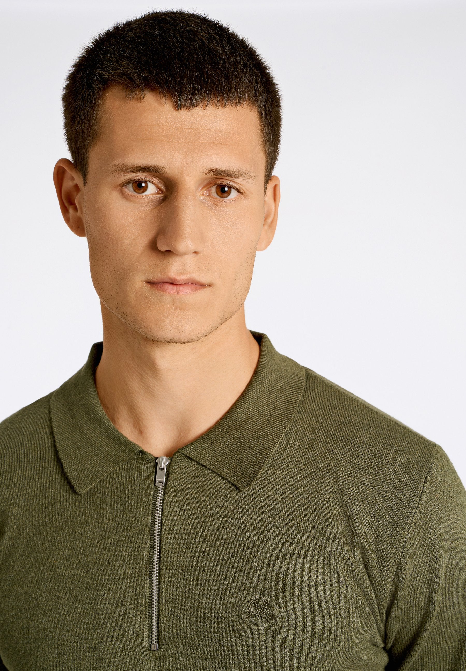 ZIP POLO Media 6