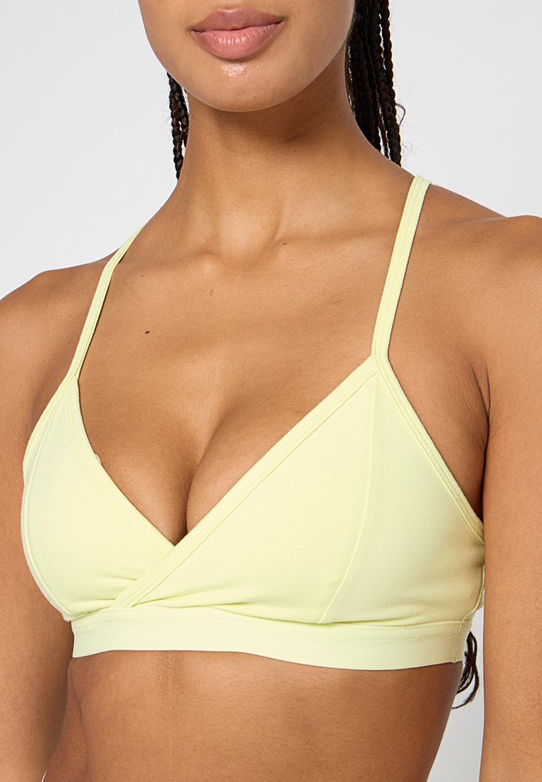 Fabletics THE LIVE-IN