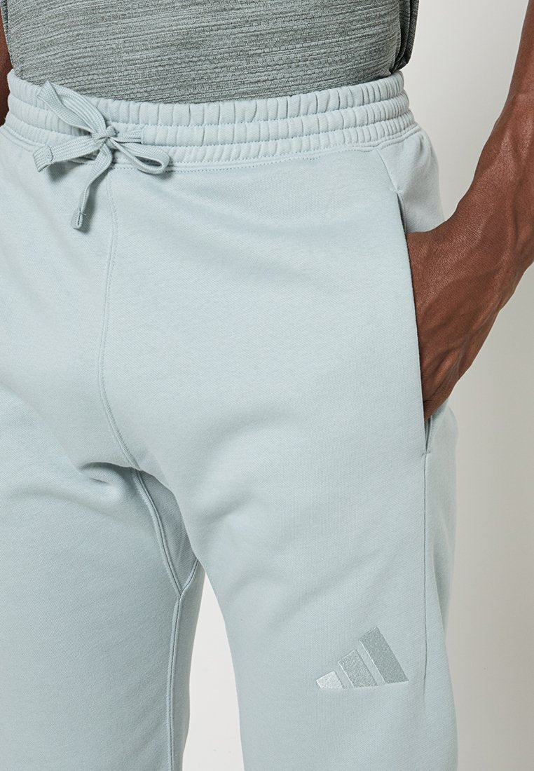 adidas Sportswear REGULAR FIT