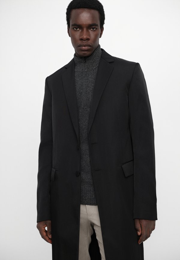 424 LONG TAILORED COAT