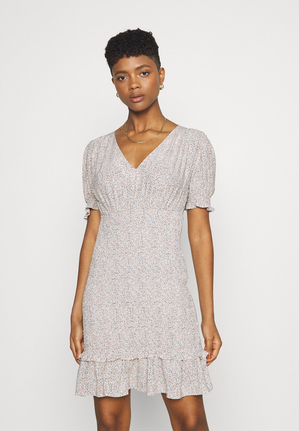 NA-KD V-NECK SMOCKED MINI DRESS
