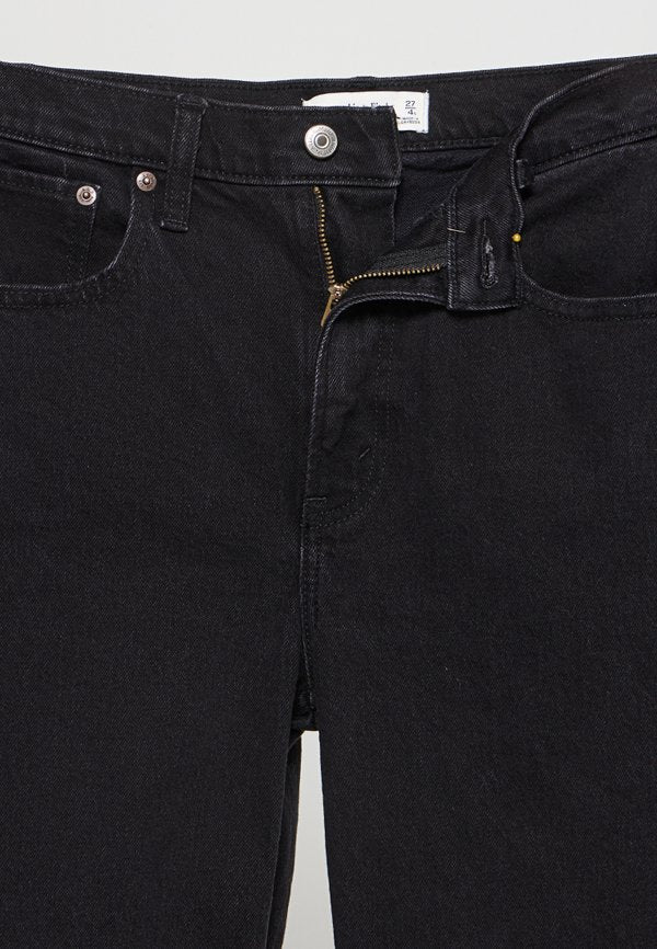Abercrombie & Fitch