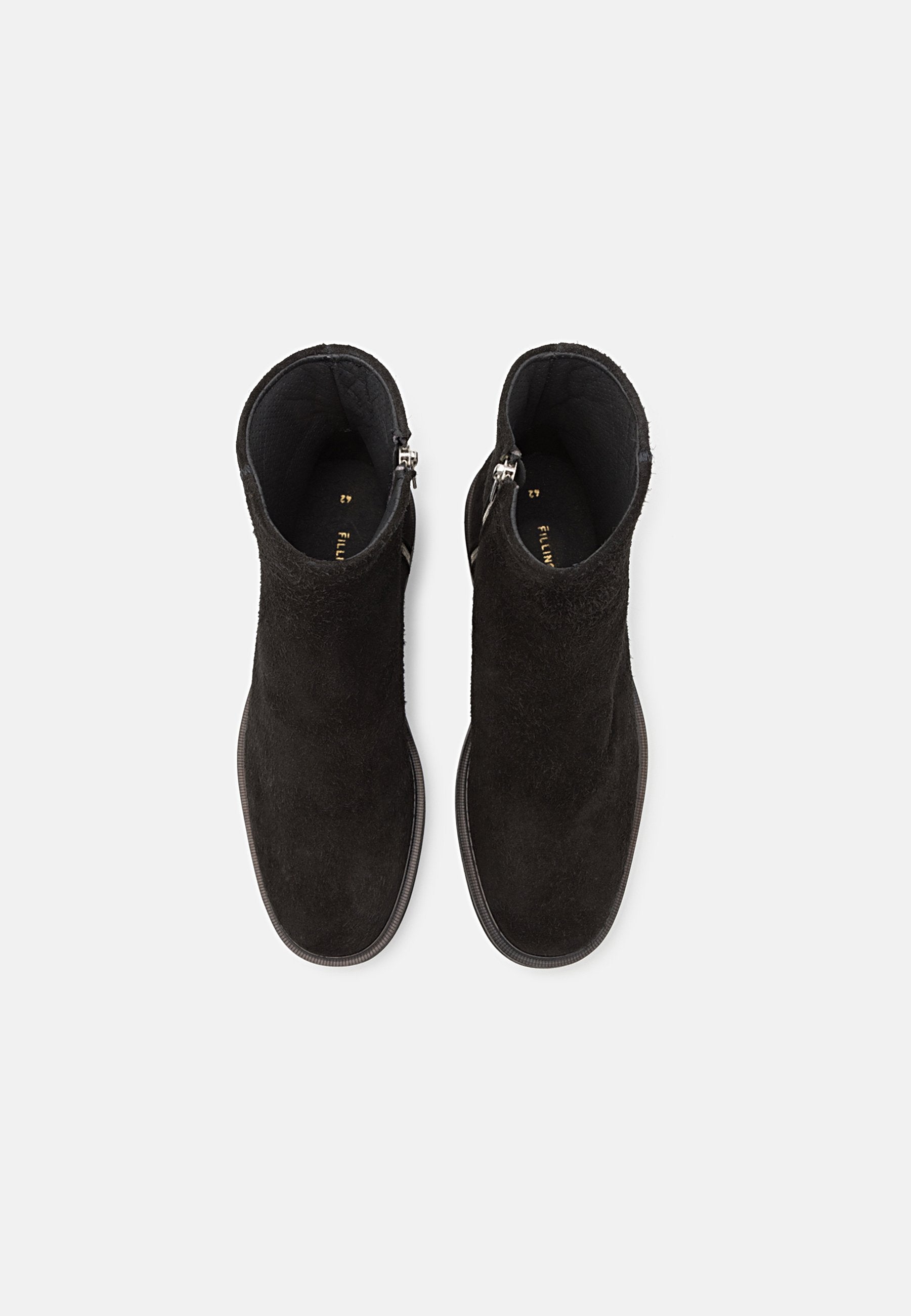 Filling Pieces WESTERN CHELSEA