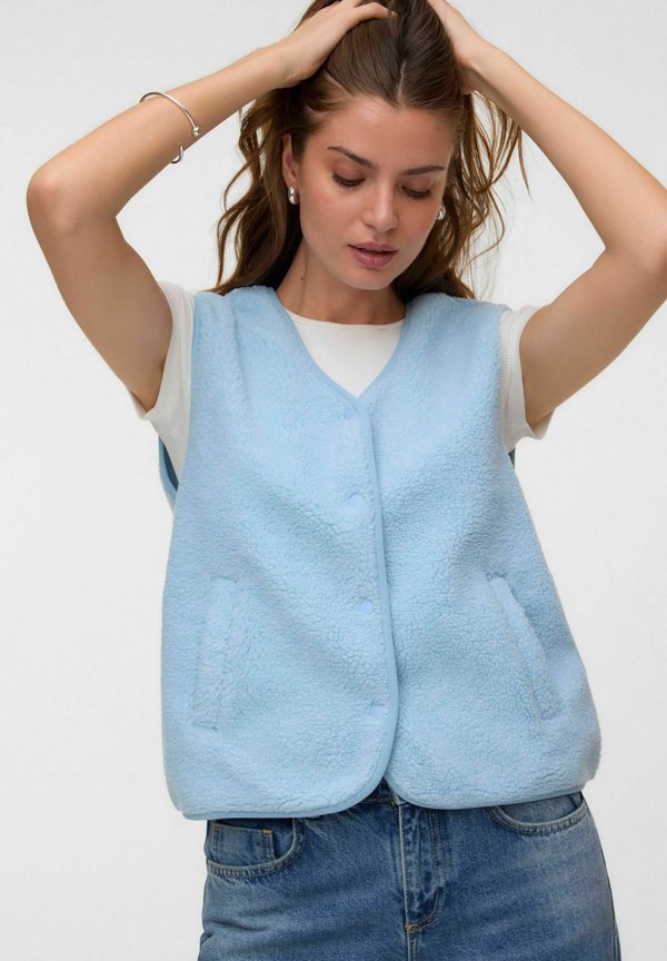 Vero Moda VMJOSEFINE SL TEDDY GILET EXP - Waistcoat - ice water