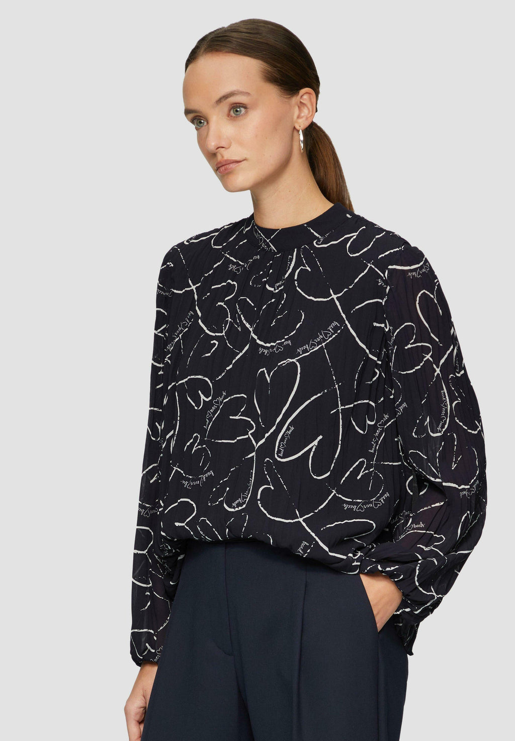 s.Oliver BLACK LABEL MIT PLISSEEFALTEN