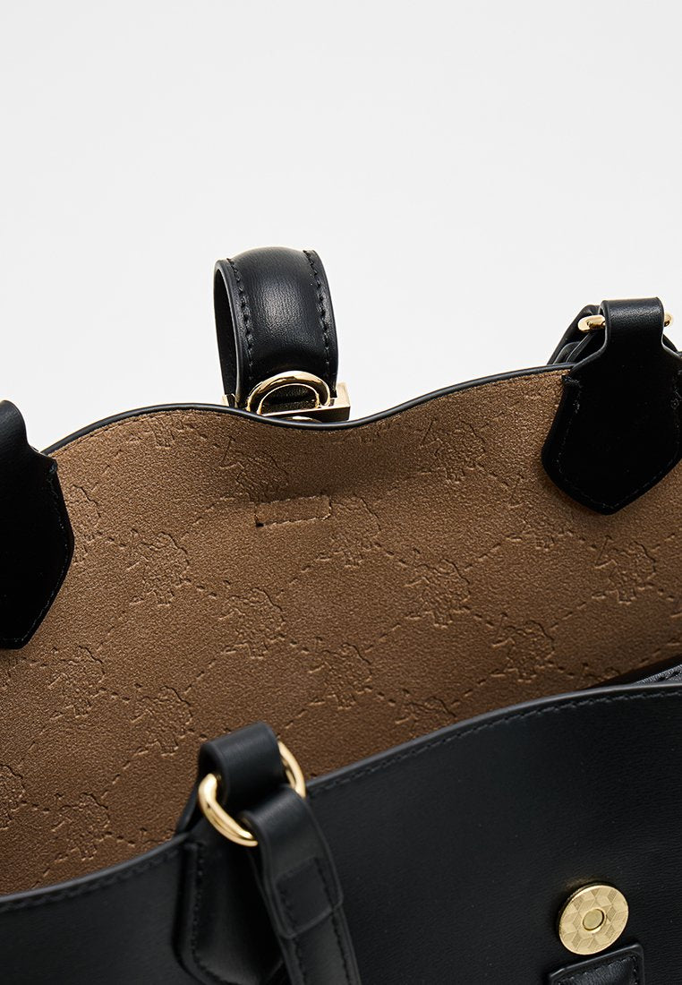 U.S. Polo Assn. PHOENIX