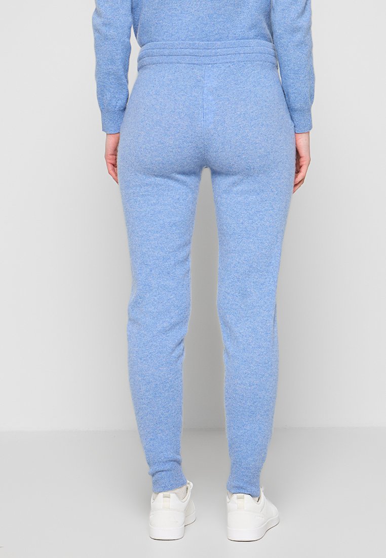 Authentic Cashmere FERRAND