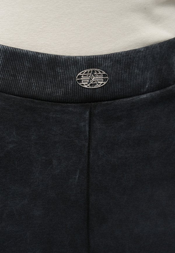 Alpha Industries WORLD FLARED PANT
