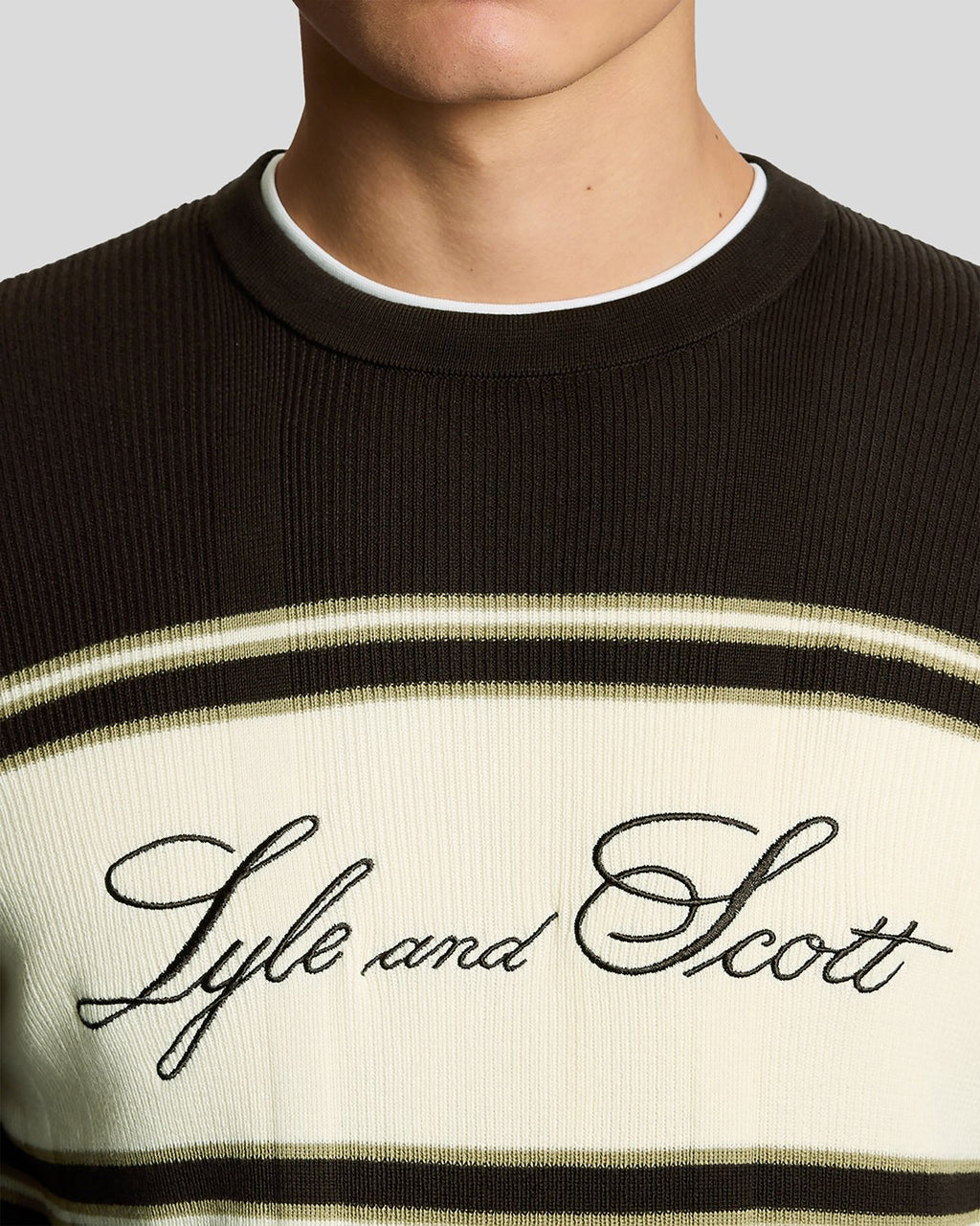 Lyle & Scott SUPERFINE SCRIPT