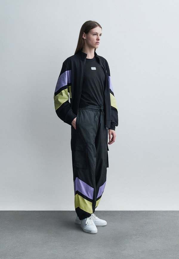 EA7 Emporio Armani TROUSER