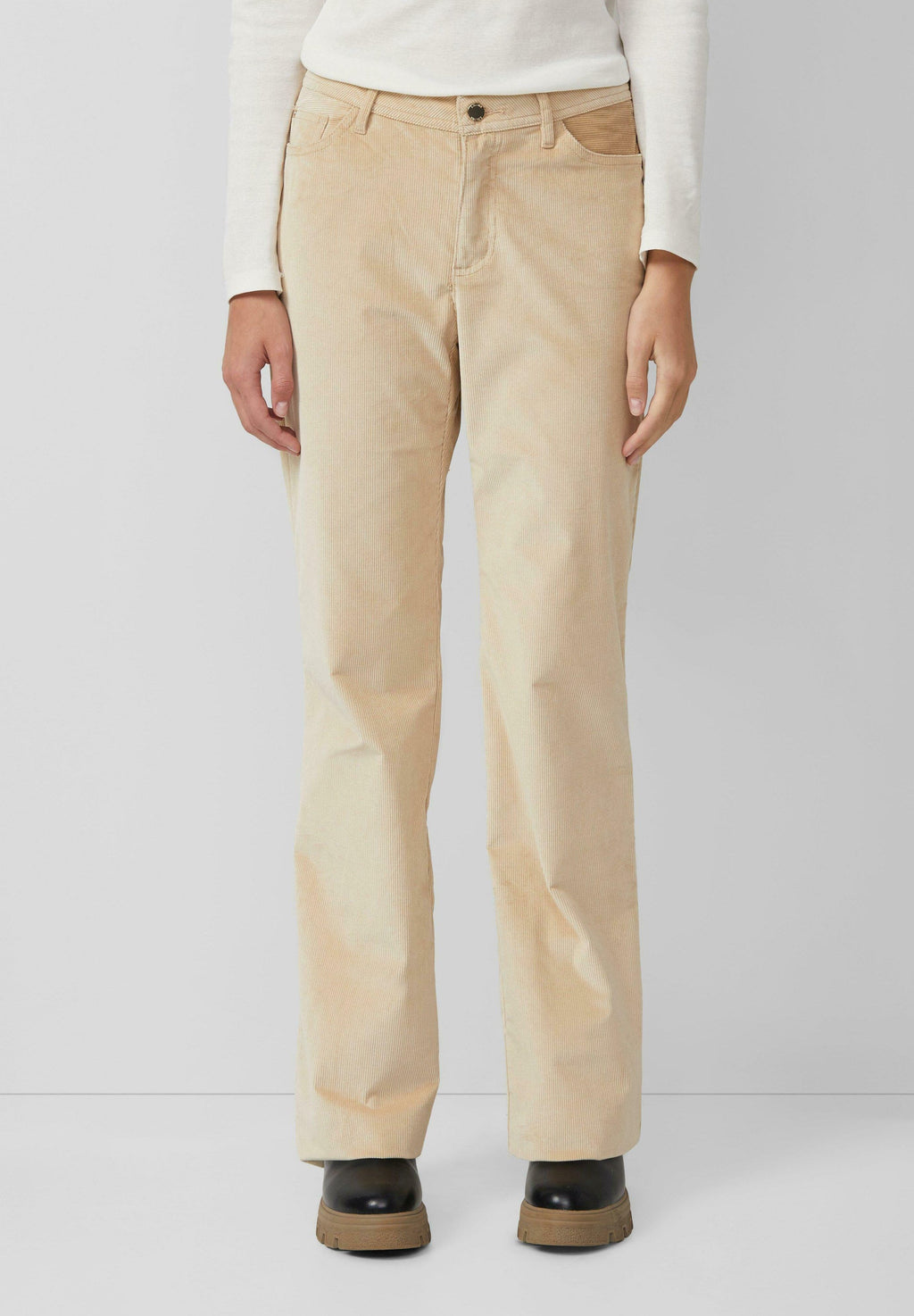 REGULAR FIT MID RISE STRAIGHT Media 2