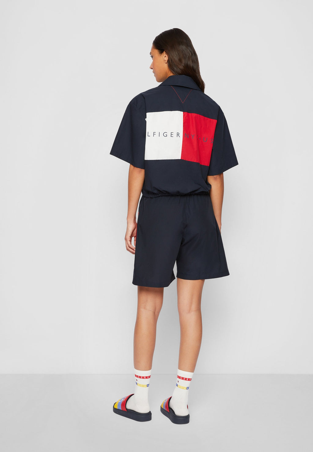 EXCLUSIVE HILFIGER TEAM FLAG Media 5
