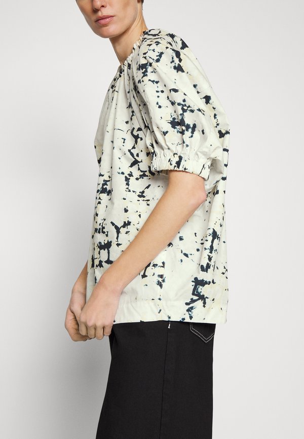 3.1 Phillip Lim KALEIDOSCOPE PUFF