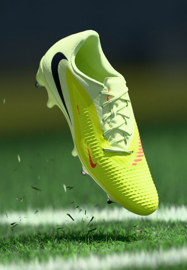 Nike Performance PHANTOM 6 LOW ACADEMY SG - Soft-ground football boots - hyper crimson/black/limelight