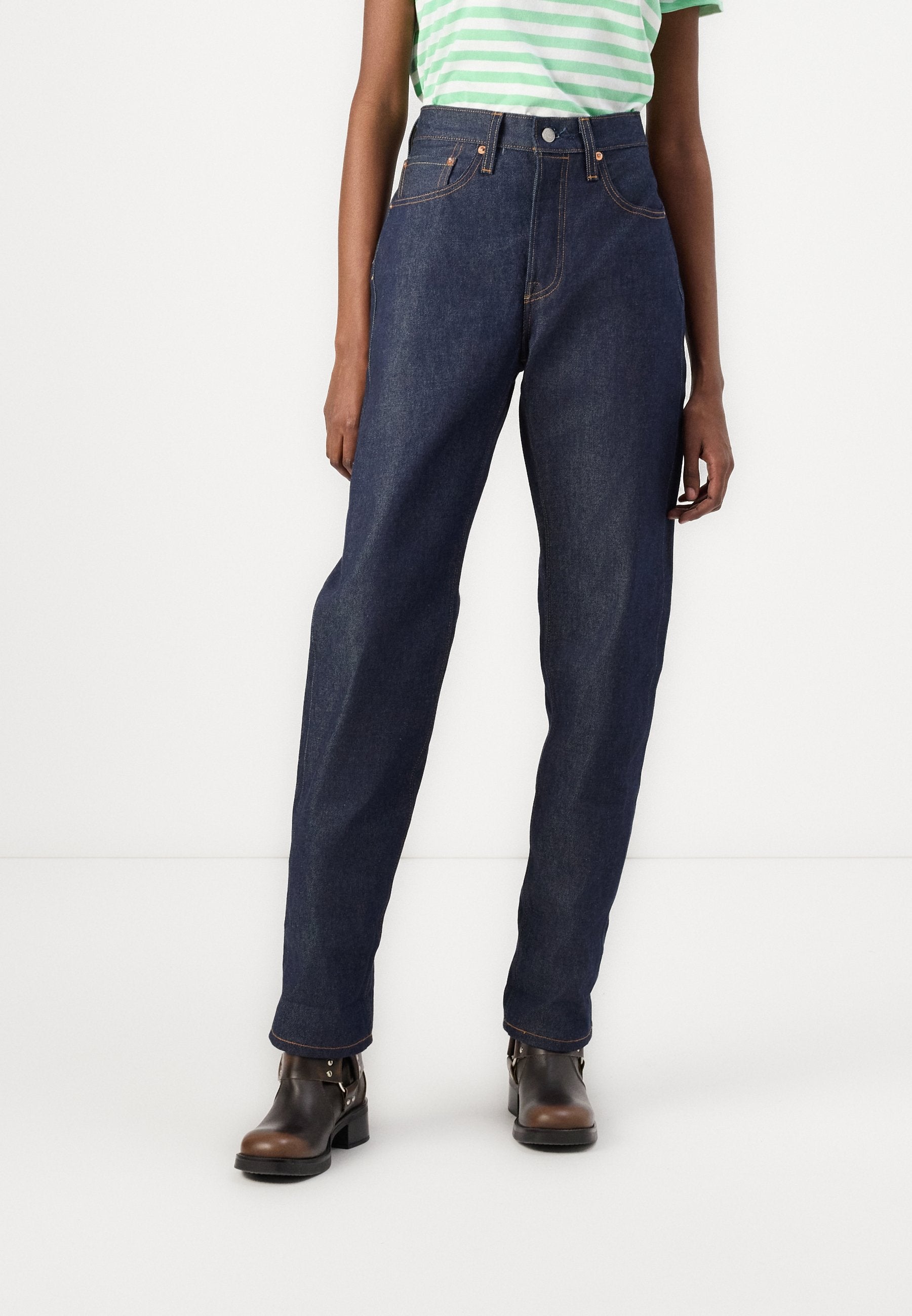 Levi's® 501® RIGID LINED UP SELVEDGE