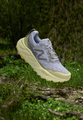 New Balance FRESH FOAM HIERRO V9 - Trail running shoes - smoked violet/morel