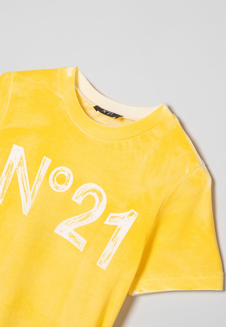 N°21