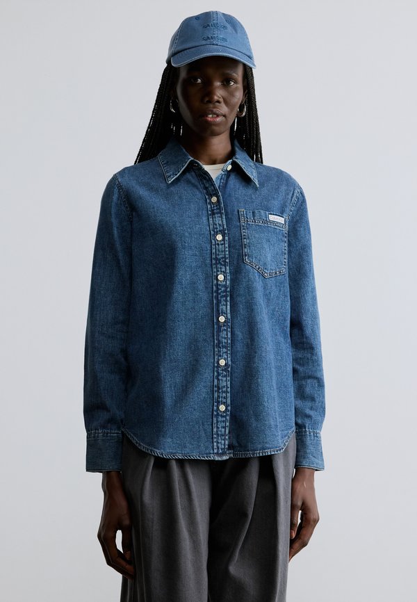 Calvin Klein Jeans CLASSIC SHIRT - Button-down blouse - blue wharf