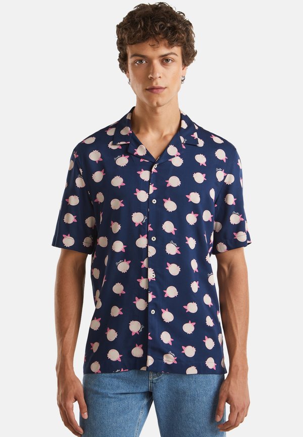 United Colors of Benetton SHORT-SLEEVED IN ALL-OVER PRINTE