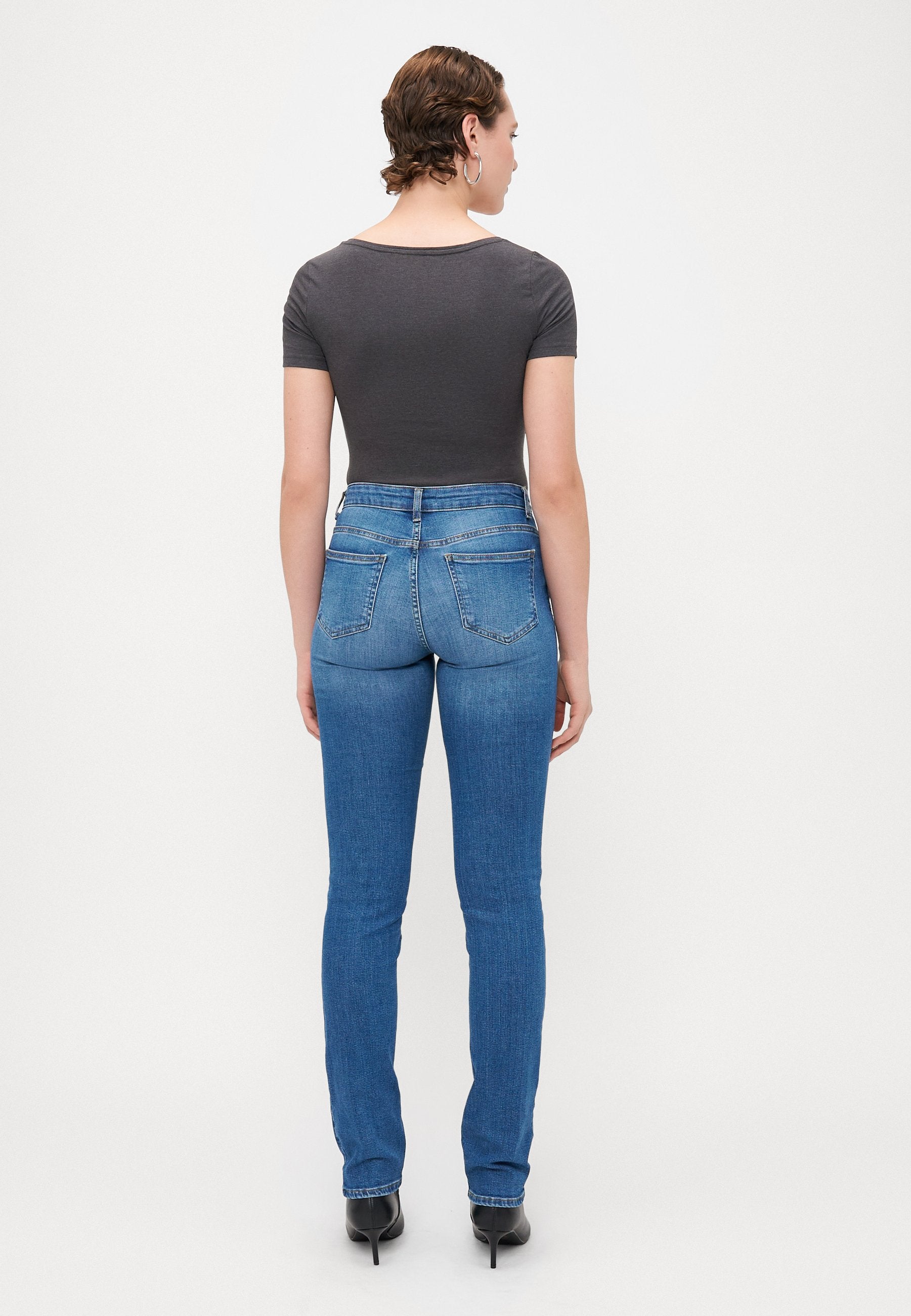 Slim fit ONLSUI Mid waist Media 4