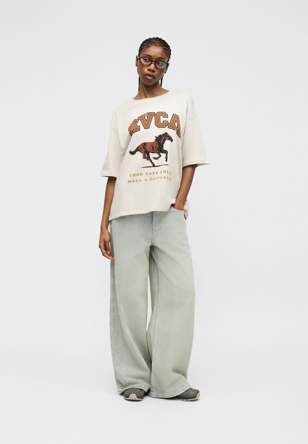 RVCA EASY OVERSIZED TEE
