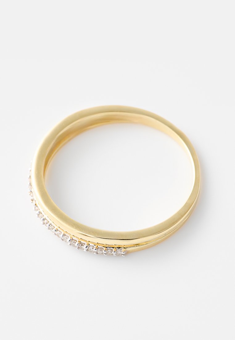Gold by Di Giorgio