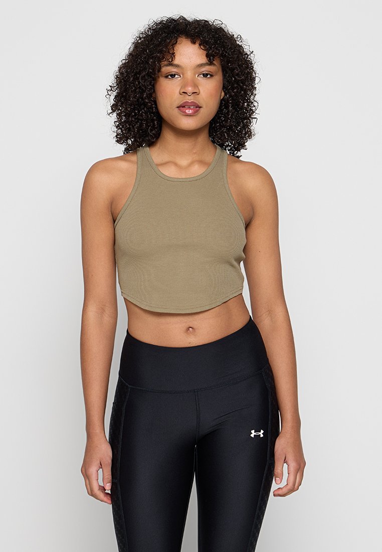 Under Armour RIVAL