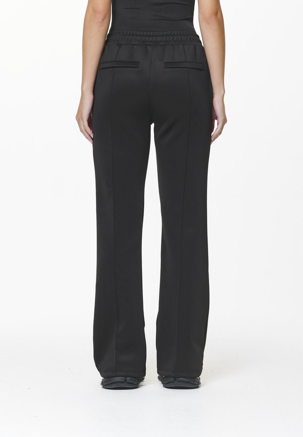 Pegador CLAIR TRACK PANTS
