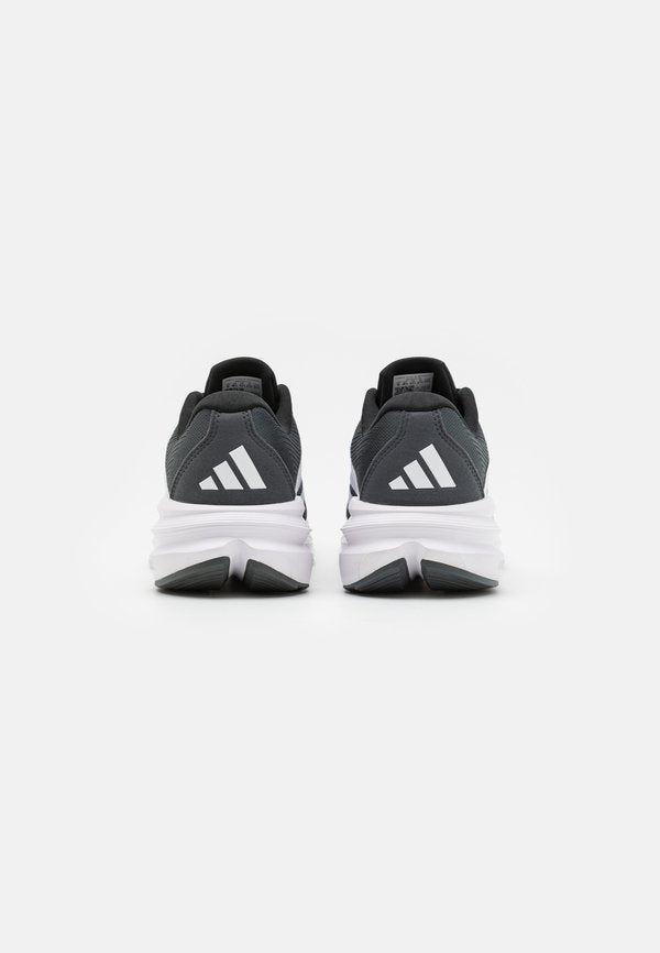 adidas Performance QUESTAR 3 M