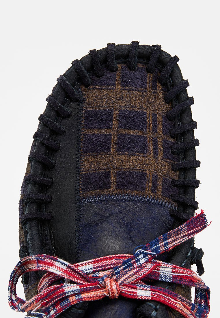Clarks Originals WALLABEE
