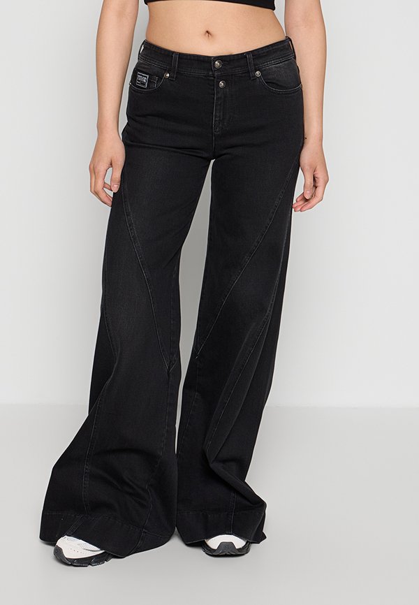 Versace Jeans Couture
