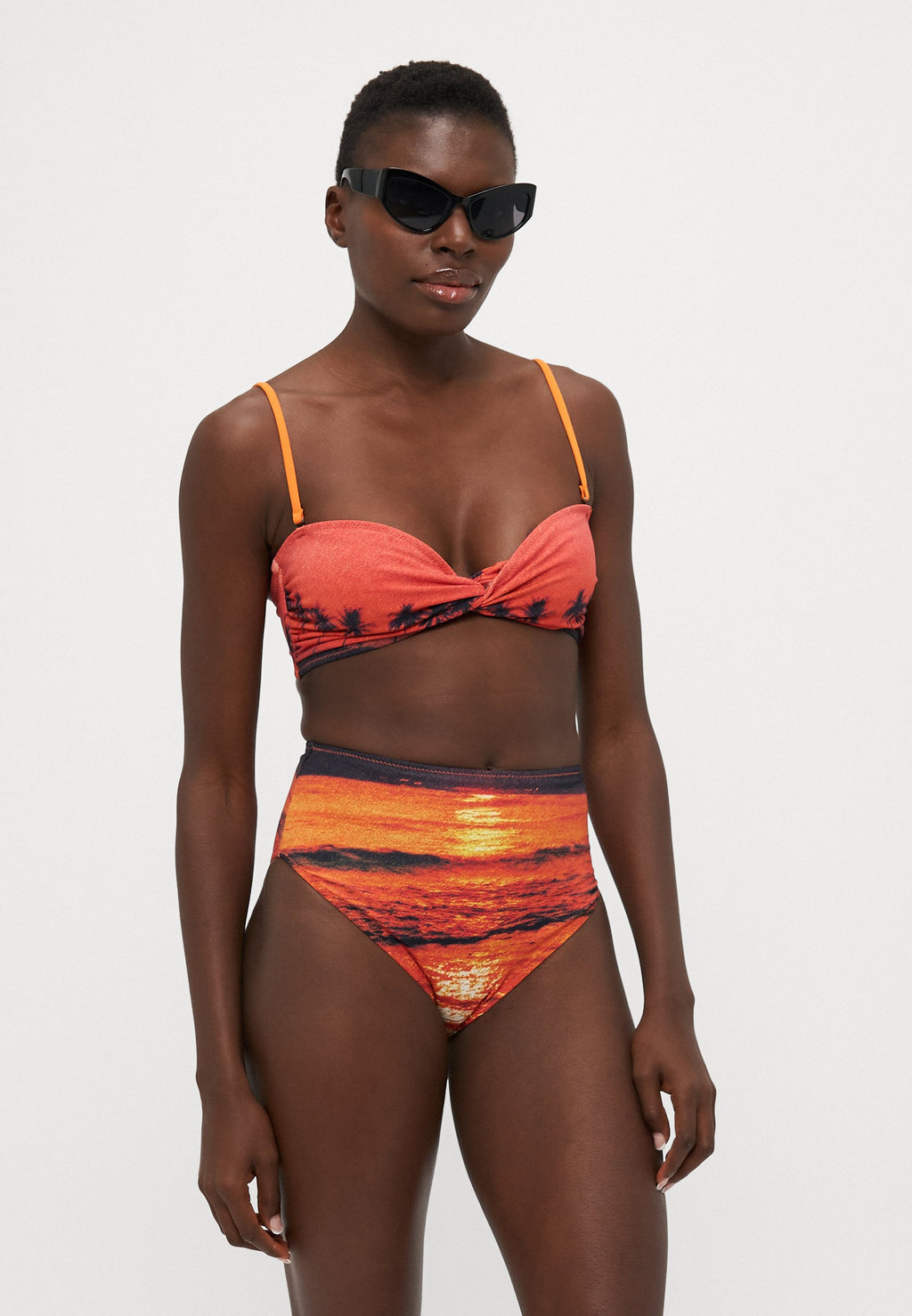 It's Now Cool THE TWIST BANDEAU