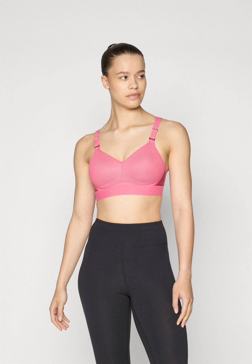 triaction by Triumph HYBRID LITE